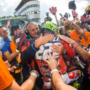 Tony Cairoli nove volte Campione del Mondo MXGP